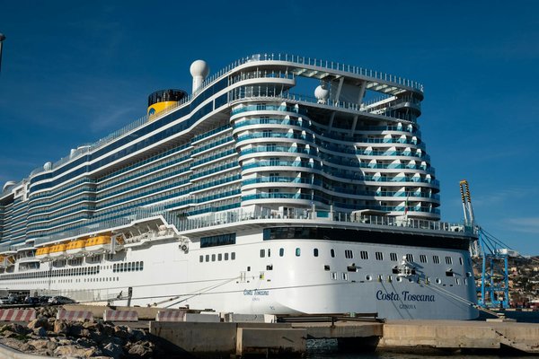 Comment organiser un camping pour une expédition de ski de randonnée en région glacière?